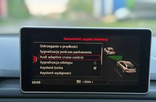 AUDI A4 