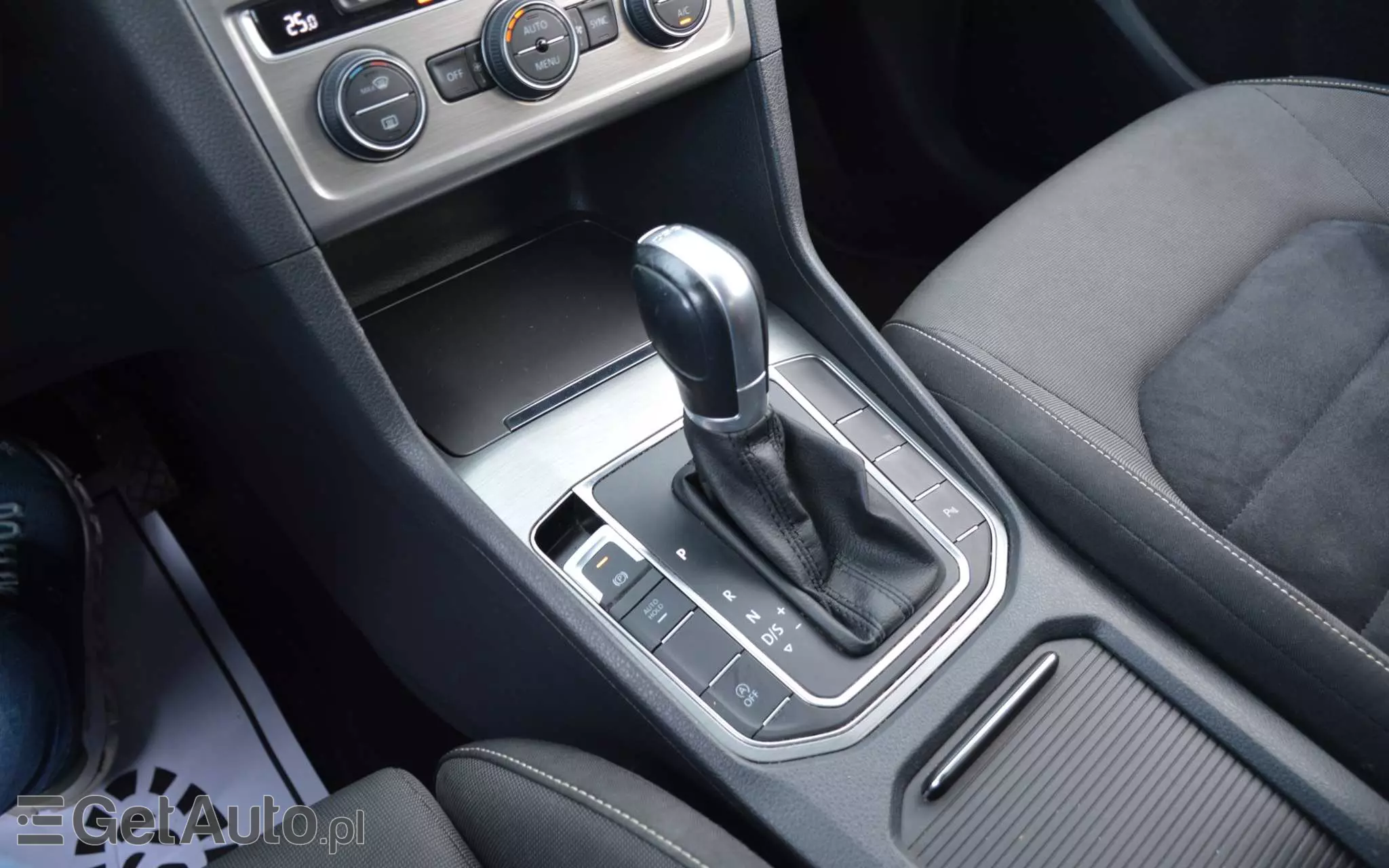 VOLKSWAGEN Golf Sportsvan 1.4 TSI (BlueMotion Technology) DSG Highline