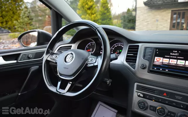 VOLKSWAGEN Golf Sportsvan 1.4 TSI (BlueMotion Technology) DSG Highline