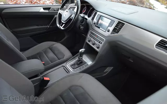 VOLKSWAGEN Golf Sportsvan 1.4 TSI (BlueMotion Technology) DSG Highline