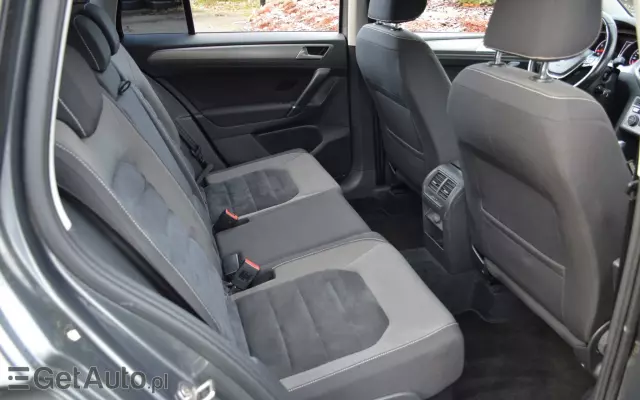 VOLKSWAGEN Golf Sportsvan 1.4 TSI (BlueMotion Technology) DSG Highline