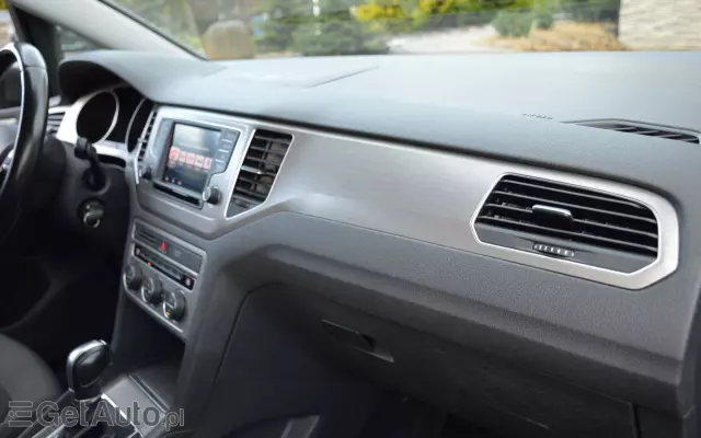 VOLKSWAGEN Golf Sportsvan 1.4 TSI (BlueMotion Technology) DSG Highline