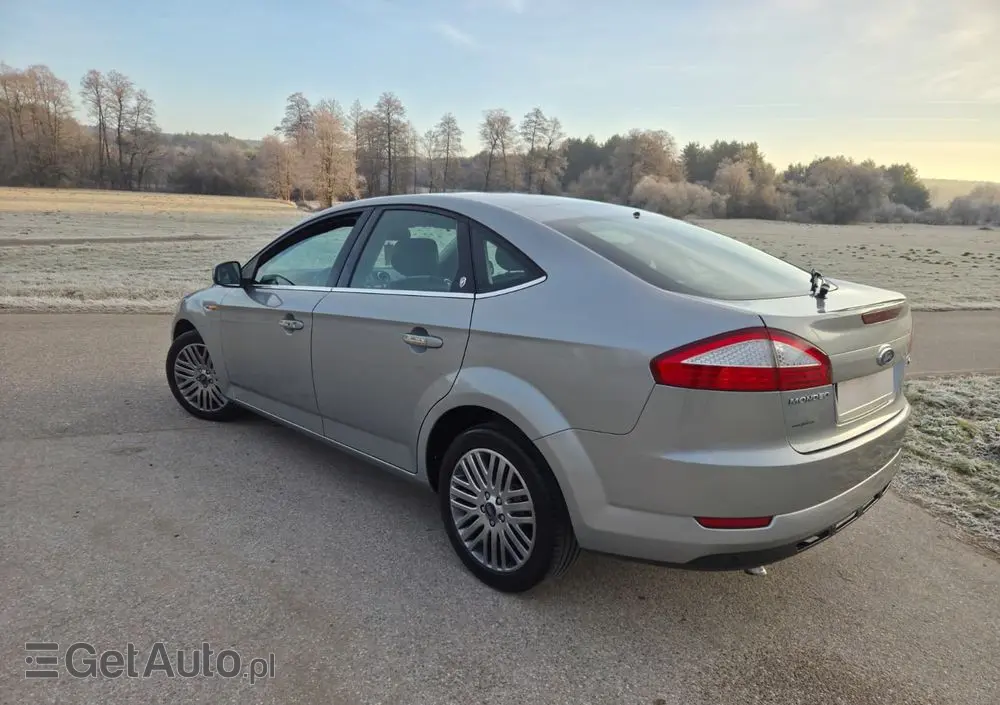 FORD Mondeo 1.8 TDCi Ghia