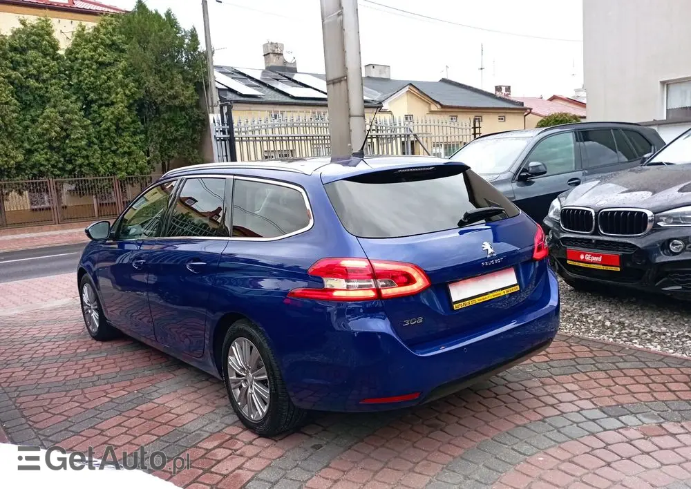 PEUGEOT 308 1.2 PureTech Allure S&S EAT6