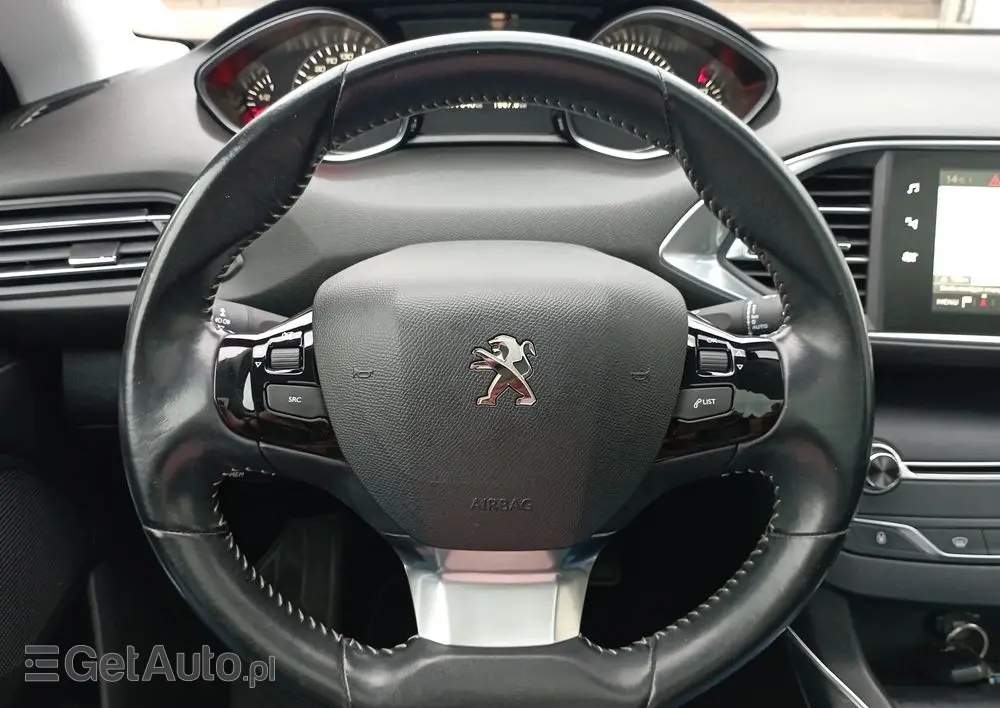PEUGEOT 308 1.2 PureTech Allure S&S EAT6