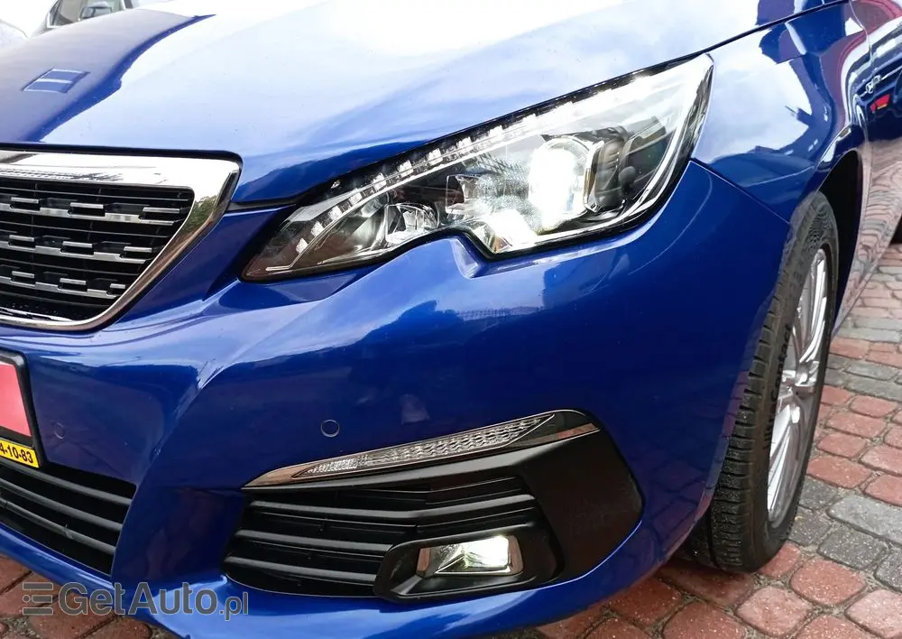 PEUGEOT 308 1.2 PureTech Allure S&S EAT6