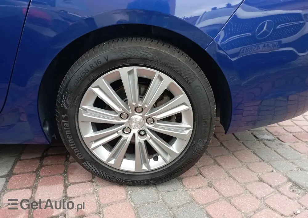 PEUGEOT 308 1.2 PureTech Allure S&S EAT6