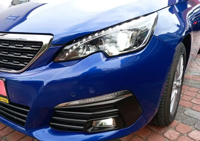 PEUGEOT 308 1.2 PureTech Allure S&S EAT6