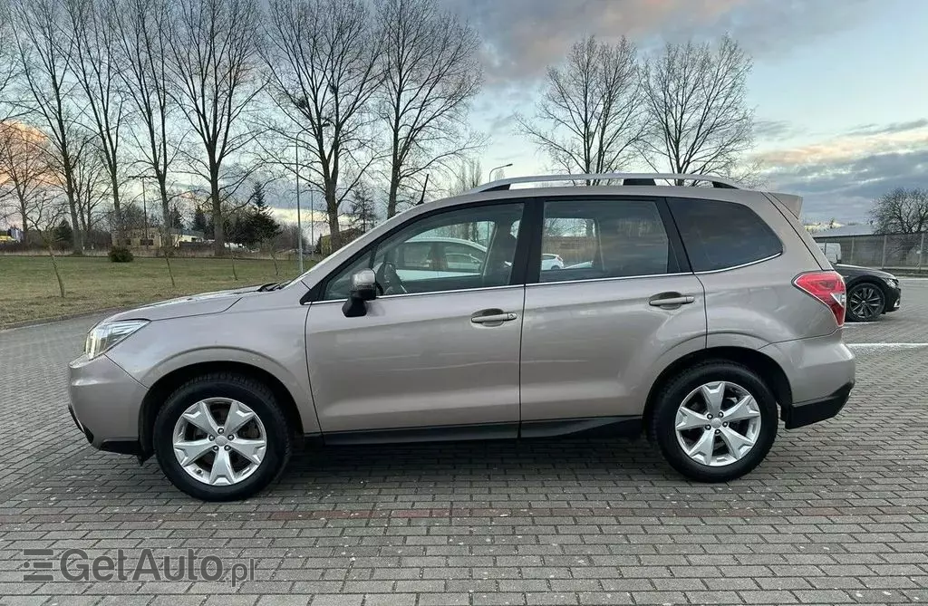 SUBARU Forester 
