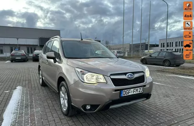 SUBARU Forester 