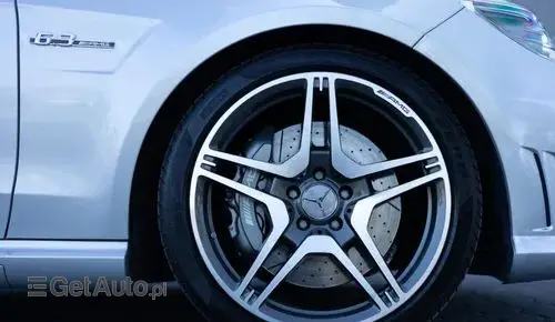 MERCEDES-BENZ Klasa E 63 AMG  