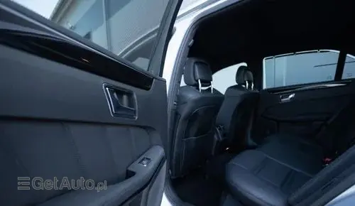 MERCEDES-BENZ Klasa E 63 AMG  