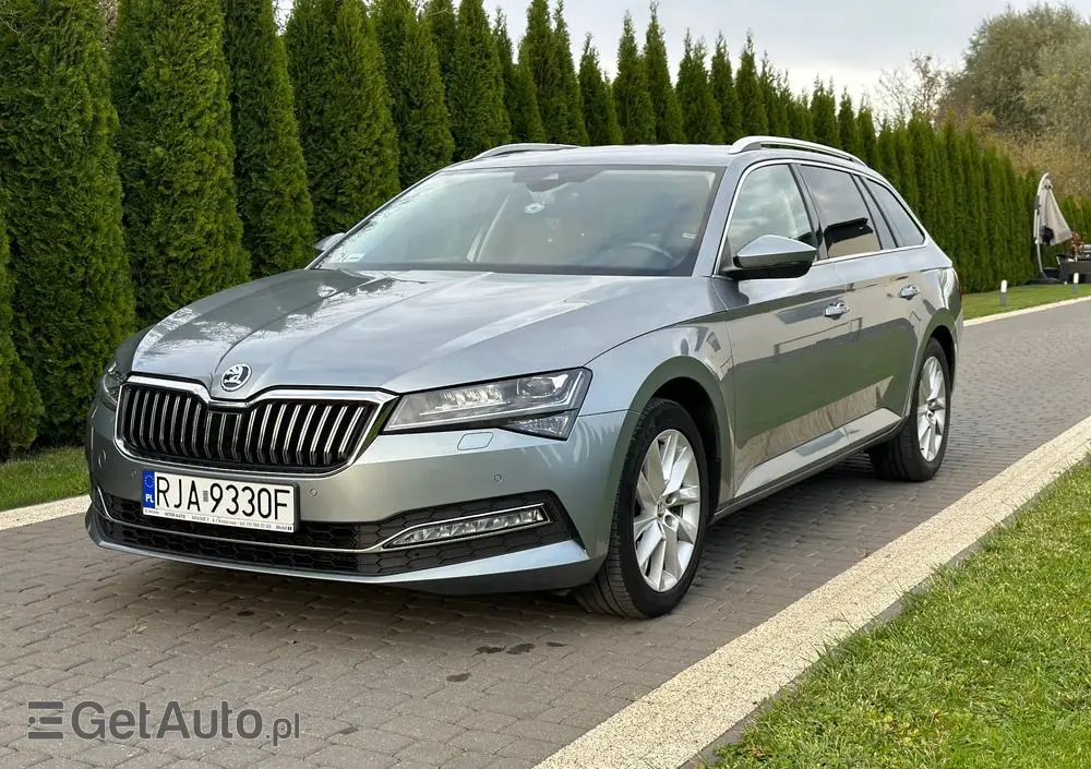 SKODA Superb 2.0 TDI SCR Style DSG