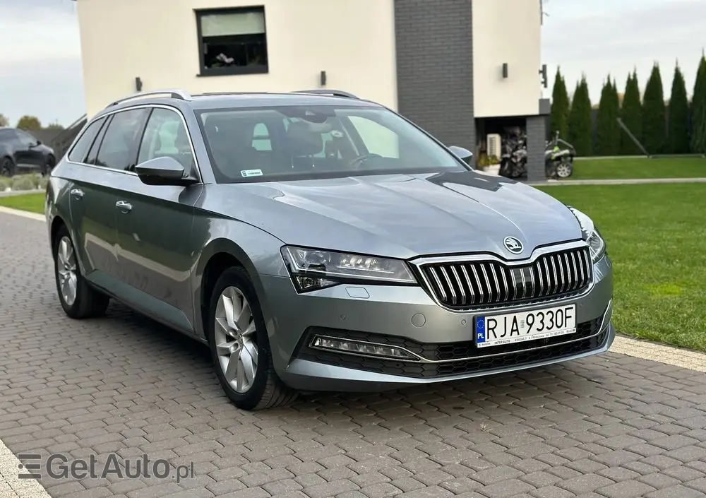 SKODA Superb 2.0 TDI SCR Style DSG