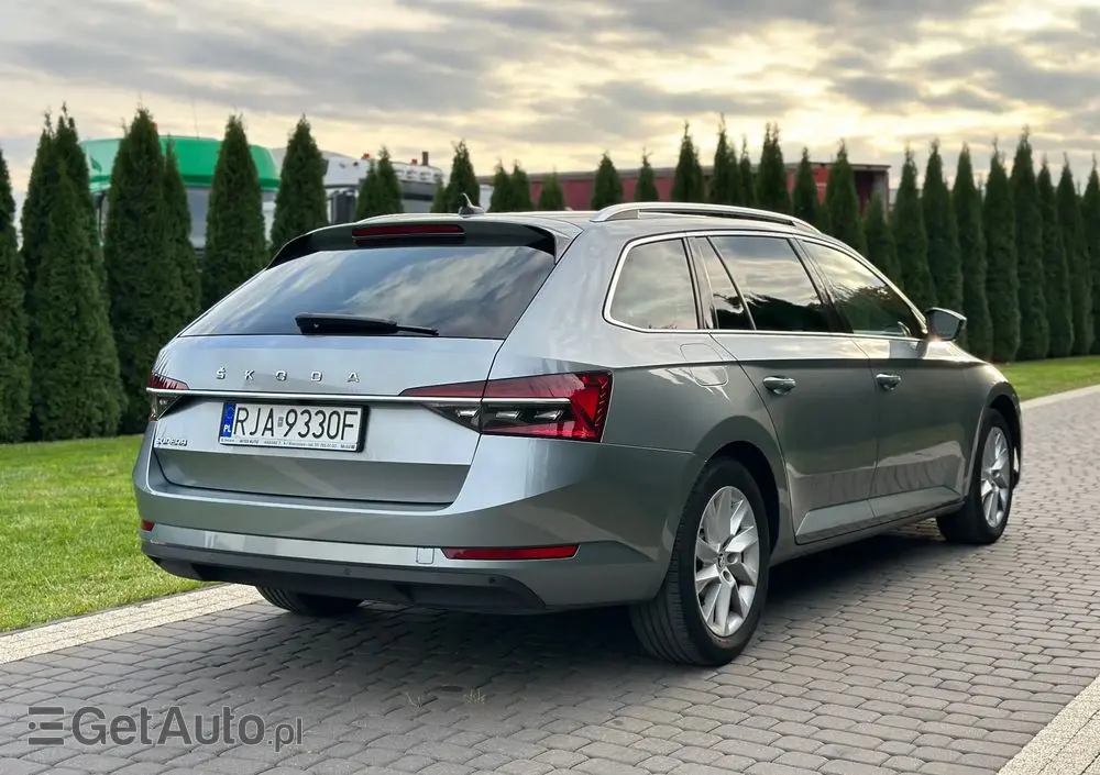 SKODA Superb 2.0 TDI SCR Style DSG
