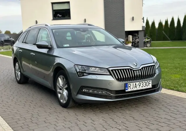 SKODA Superb 2.0 TDI SCR Style DSG