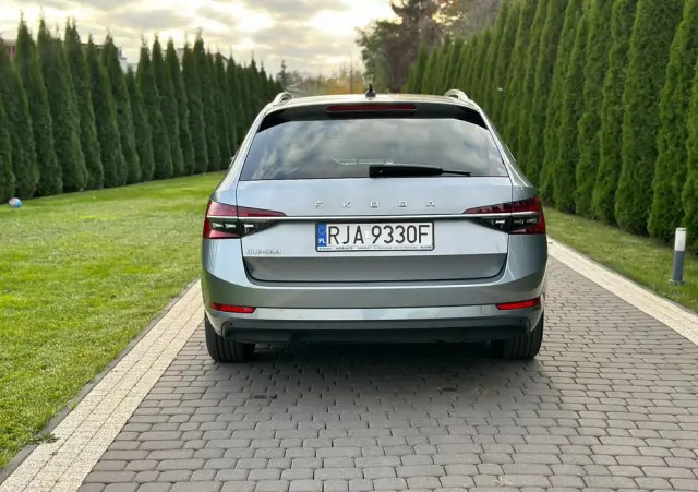 SKODA Superb 2.0 TDI SCR Style DSG