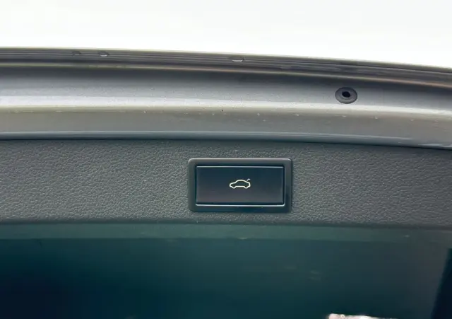 SKODA Superb 2.0 TDI SCR Style DSG