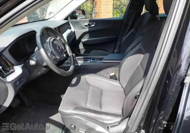 VOLVO XC 60 D4 Geartronic Momentum Pro