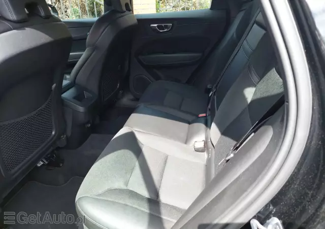 VOLVO XC 60 D4 Geartronic Momentum Pro