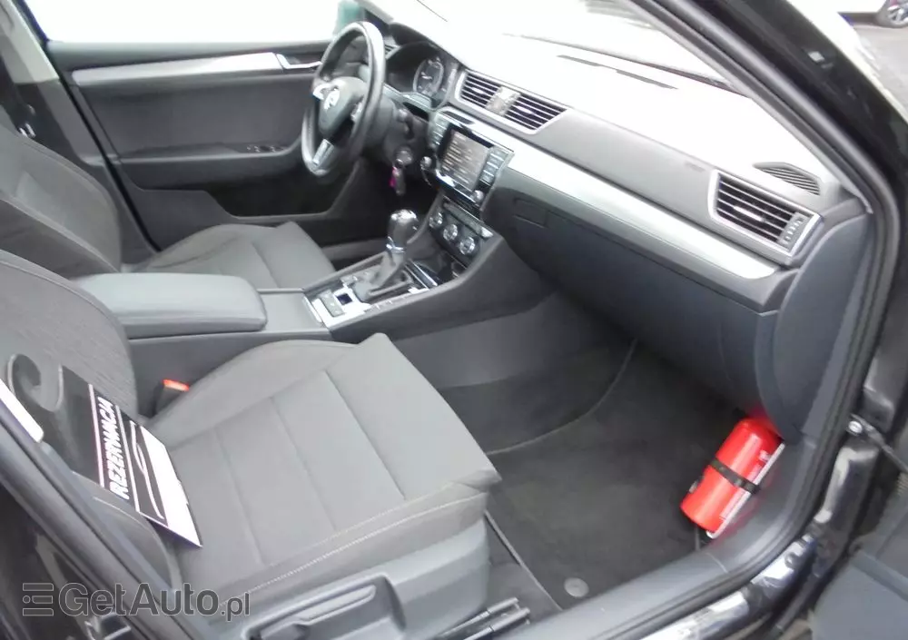 SKODA Superb 2.0 TDI DSG Style