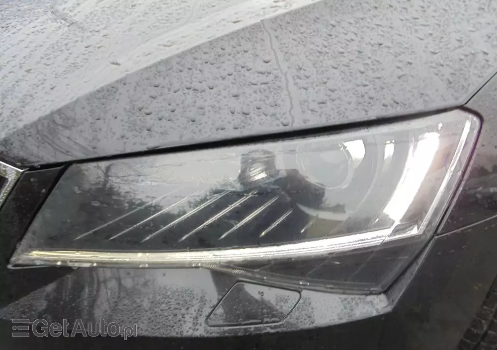 SKODA Superb 2.0 TDI DSG Style