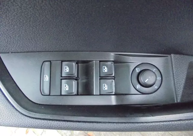 SKODA Superb 2.0 TDI DSG Style