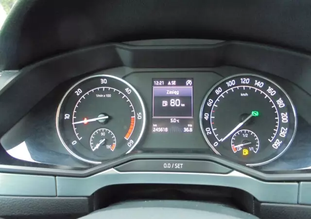 SKODA Superb 2.0 TDI DSG Style