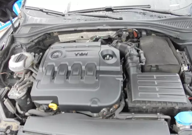 SKODA Superb 2.0 TDI DSG Style