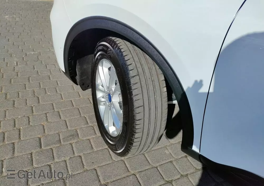 FORD Kuga 2.0 EcoBlue 4x4 TITANIUM