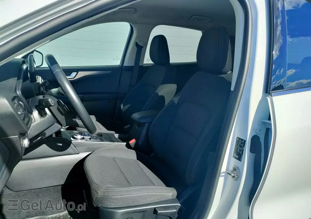 FORD Kuga 2.0 EcoBlue 4x4 TITANIUM