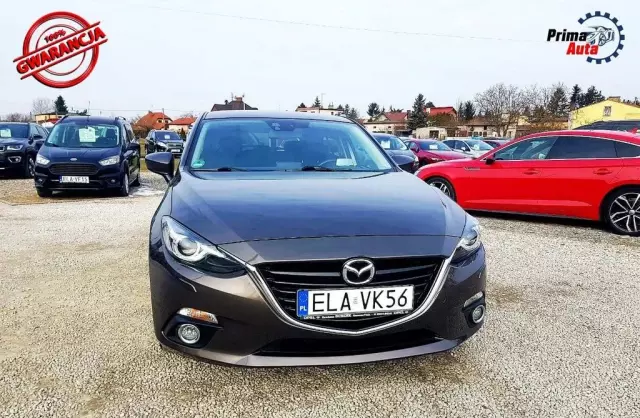 MAZDA 3 
