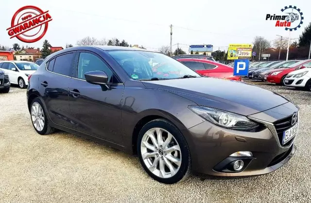 MAZDA 3 