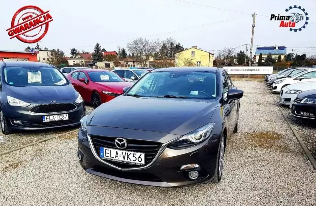 MAZDA 3 