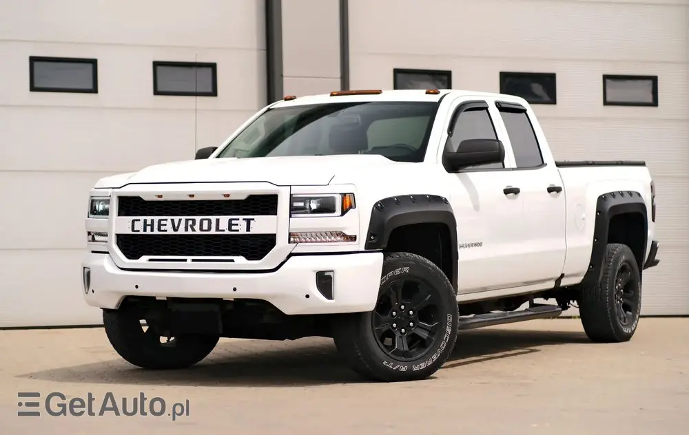 CHEVROLET Silverado 