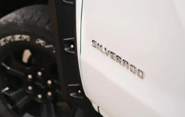CHEVROLET Silverado 