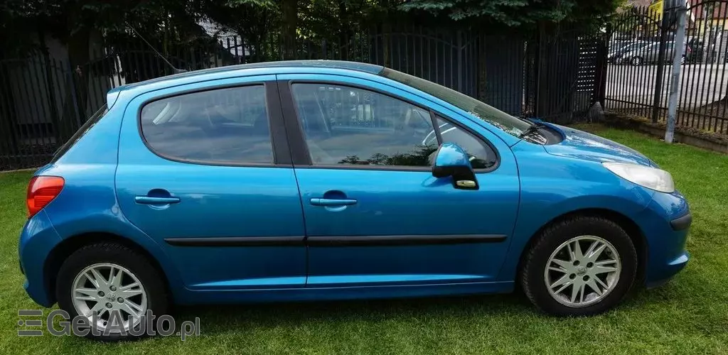 PEUGEOT 207 