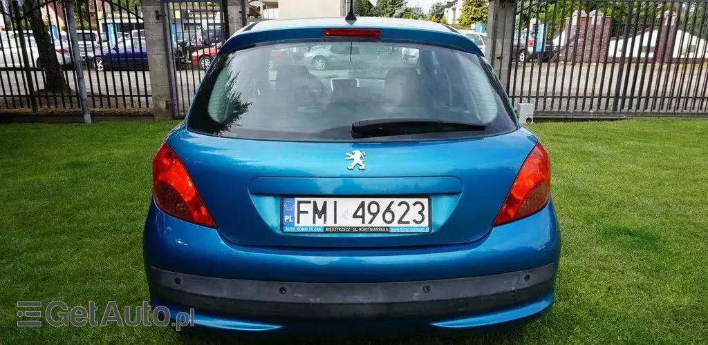 PEUGEOT 207 