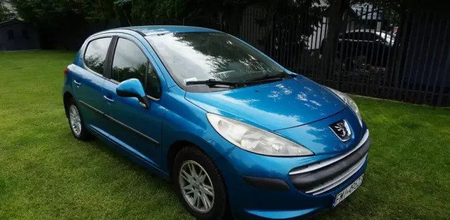 PEUGEOT 207 