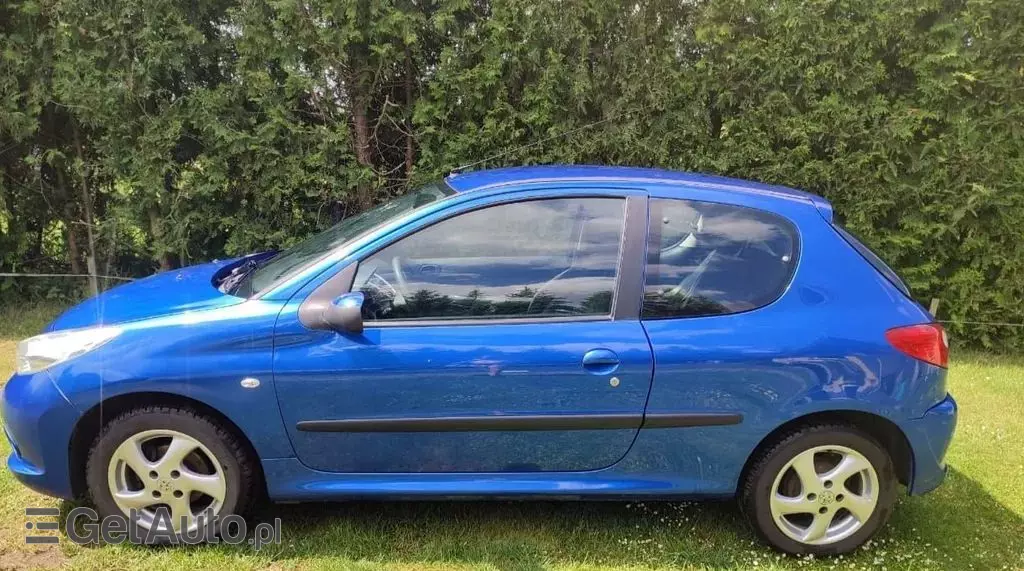 PEUGEOT 206 
