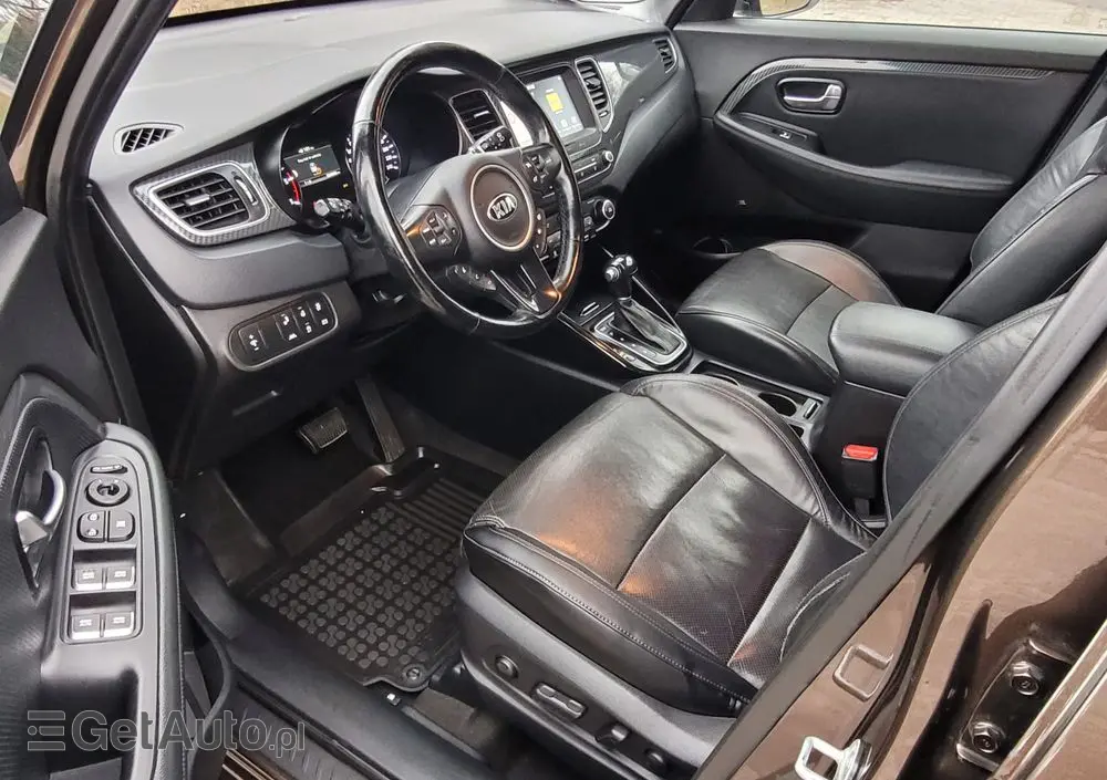 KIA Carens 1.7 CRDi Business Line 7os 7DCT