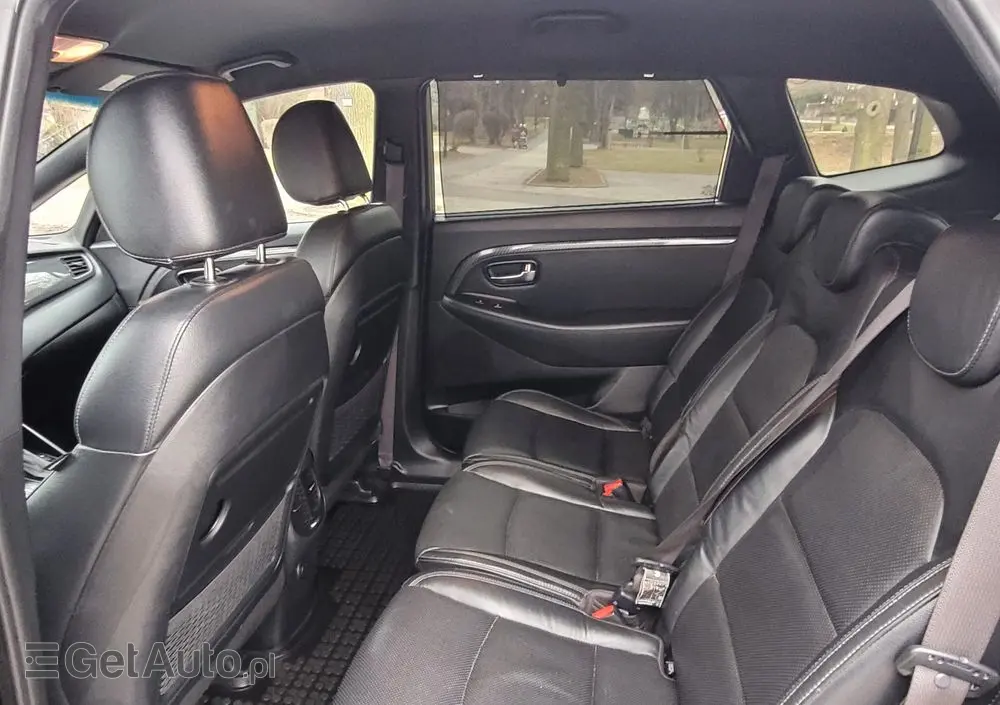 KIA Carens 1.7 CRDi Business Line 7os 7DCT