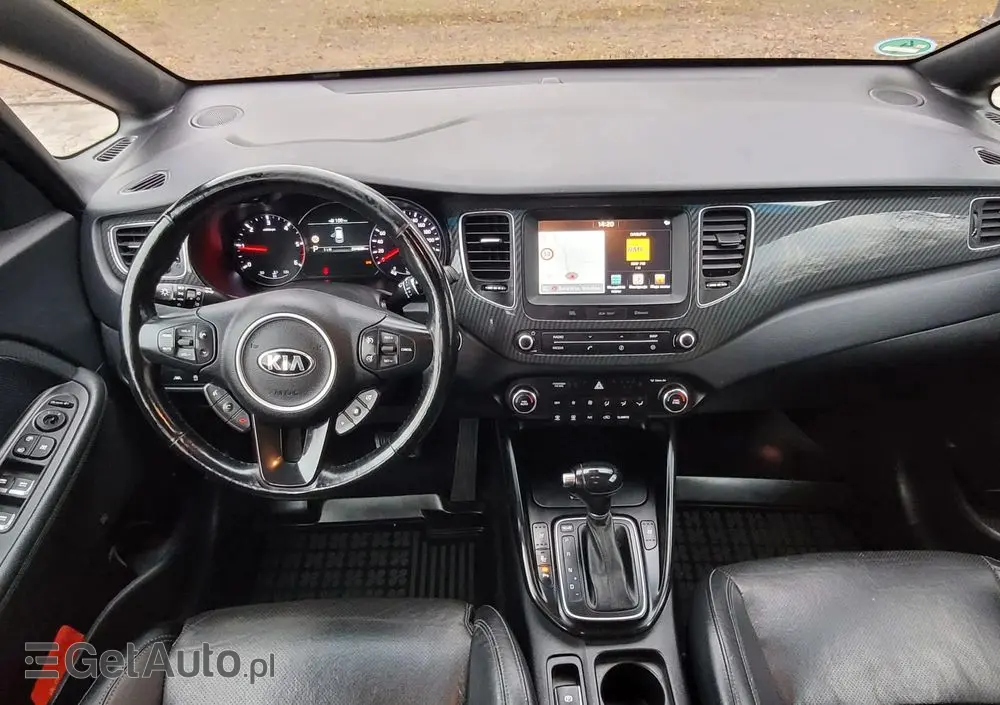 KIA Carens 1.7 CRDi Business Line 7os 7DCT
