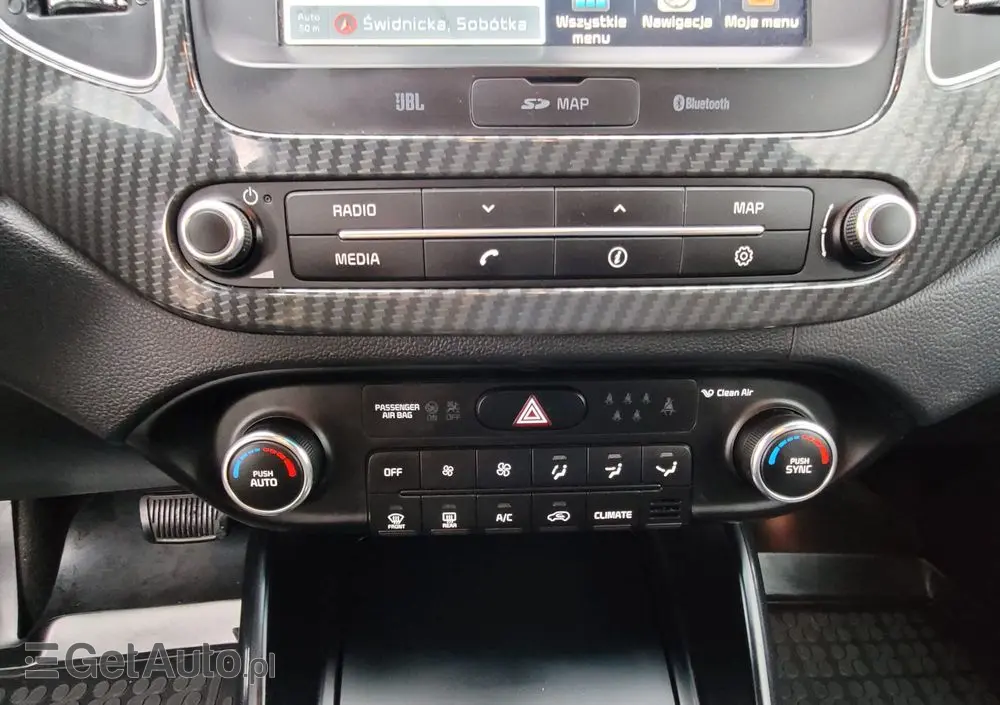 KIA Carens 1.7 CRDi Business Line 7os 7DCT