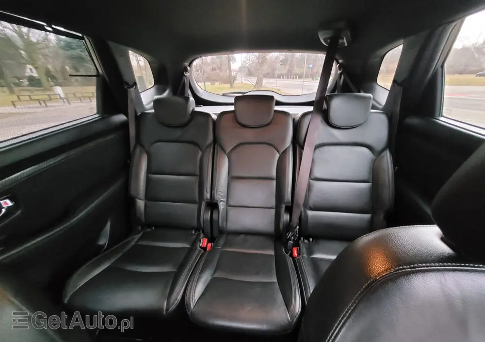 KIA Carens 1.7 CRDi Business Line 7os 7DCT