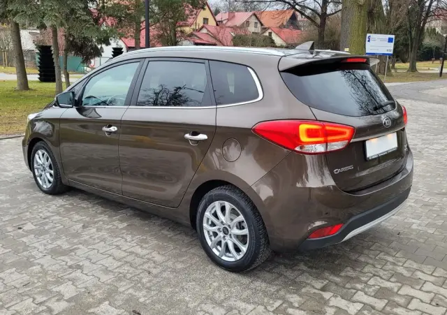 KIA Carens 1.7 CRDi Business Line 7os 7DCT