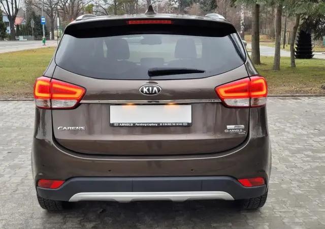 KIA Carens 1.7 CRDi Business Line 7os 7DCT