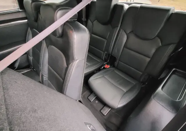 KIA Carens 1.7 CRDi Business Line 7os 7DCT