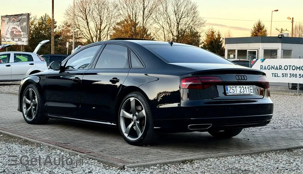 AUDI A8 4.2 TDI DPF (clean diesel) quattro tiptronic