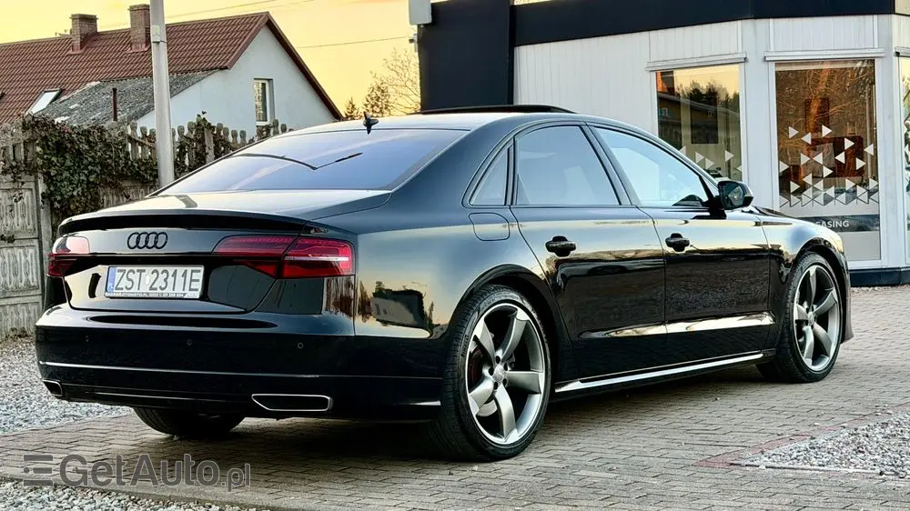AUDI A8 4.2 TDI DPF (clean diesel) quattro tiptronic